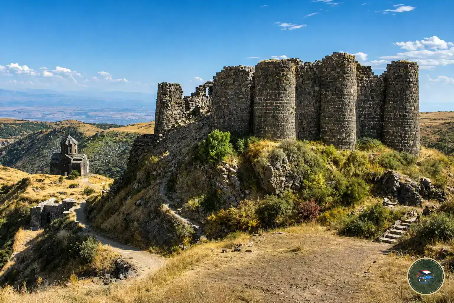 Арагацотн: крепость Амберд и горные панорамы